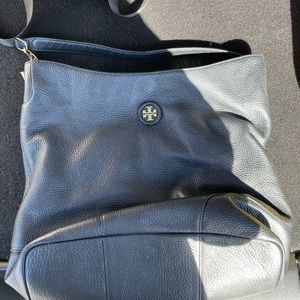 Tory Burch purse / great condition